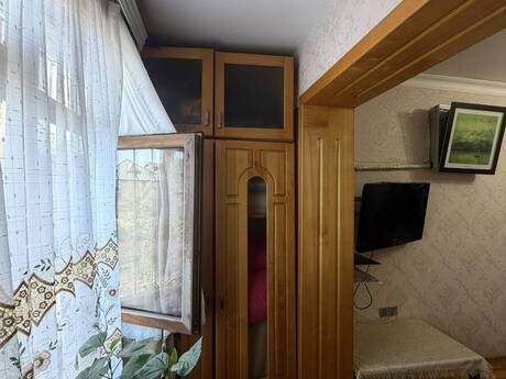 Əhmədlidə 5 otaqlı köhnə tikili mənzil satılır, 120 m², 245 000 AZN, şəkil 3 / 12