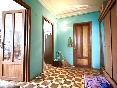 Elmlər Akademiyasında 3 otaqlı köhnə tikili mənzil satılır, 81 m², 278 000 AZN, şəkil 5 / 10
