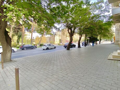 Elmlər Akademiyasında 3 otaqlı köhnə tikili mənzil satılır, 81 m², 278 000 AZN, şəkil 3 / 10