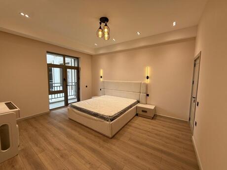 Ağ şəhərdə 3 otaqlı yeni tikili mənzil kirayə verilir, 130 m², 3 500 AZN/ay, şəkil 5 / 12