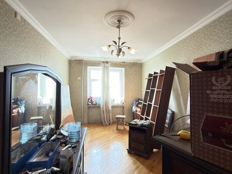 Əhmədlidə 4 otaqlı köhnə tikili mənzil satılır, 110 m², 242 000 AZN, şəkil 4 / 10
