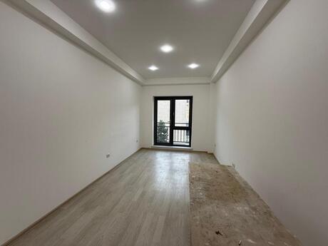 Ağ şəhərdə 2 otaqlı yeni tikili mənzil satılır, 75 m², 385 000 AZN, şəkil 2 / 8