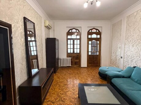 Elan №6551924 - Bakı, Elmlər Akademiyası m., 3 otaqlı, 80 m², 3/5 mərtəbə