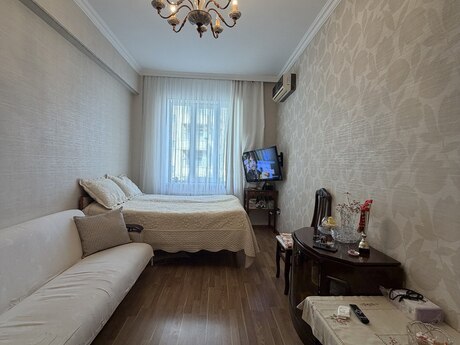 Yeni Bakı kompleksində 1 otaqlı yeni tikili mənzil satılır, 43 m², 85 000 AZN, şəkil 2 / 10