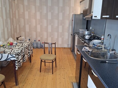 Azadlıq Prospektidə 2 otaqlı yeni tikili mənzil kirayə verilir, 86 m², 800 AZN/ay, şəkil 2 / 9