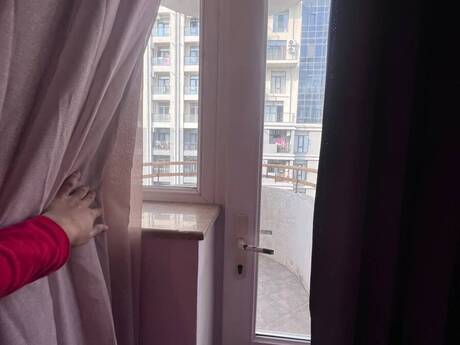 Сдаётся 4-комнатная квартира в новостройке, Nəsimi, 166 м², 1 100 AZN/мес, фото 5 / 12