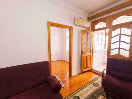 3-room old-build apartment for sale in Memar Əcəmi, 60 m², 150 000 AZN, photo 3 / 9