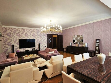İçəri Şəhərdə 4 otaqlı yeni tikili mənzil satılır, 245 m², 850 000 AZN, şəkil 2 / 5
