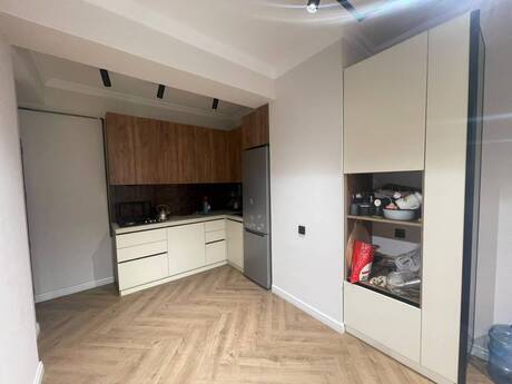 3 otaq · 75 m² · 4/13 mərtəbə, Qaraçuxur