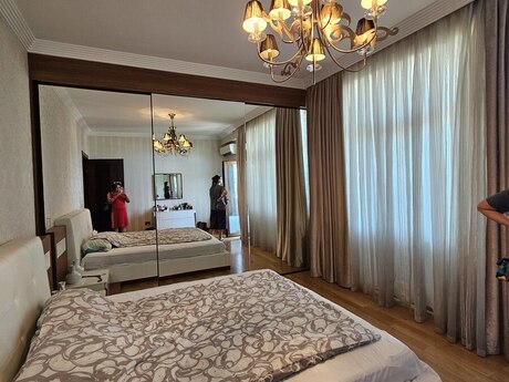 İçəri Şəhərdə 4 otaqlı yeni tikili mənzil satılır, 245 m², 850 000 AZN, şəkil 5 / 5