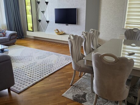 Сдаётся 3-комнатная квартира в новостройке, Azadlıq Prospekti, 150 м², 1 300 AZN/мес, фото 3 / 12
