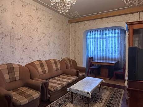 Сдаётся 2-комнатная квартира в старом фонде, Nəsimi, 70 м², 500 AZN/мес, фото 3 / 7