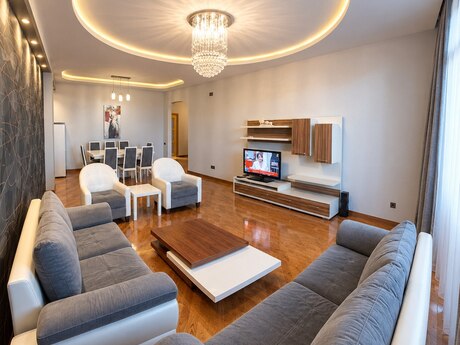 Nərimanovda 3 otaqlı yeni tikili mənzil kirayə verilir, 169 m², 1 450 AZN/ay, şəkil 2 / 12