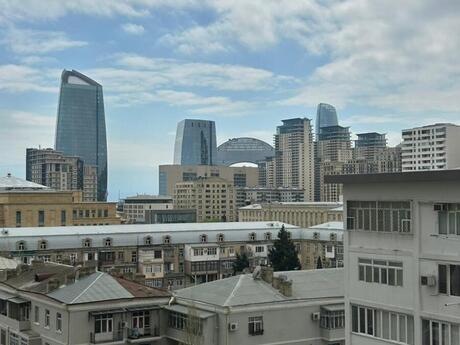 Elan №6552146 - Bakı, Şah İsmayıl Xətai m., 2 otaqlı, 80 m², 7/18 mərtəbə