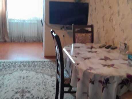 Bayılda 3 otaqlı köhnə tikili mənzil satılır, 84 m², 165 000 AZN, şəkil 2 / 9