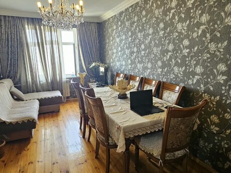 Yeni Günəşlidə 3 otaqlı köhnə tikili mənzil satılır, 80 m², 145 000 AZN, şəkil 3 / 12