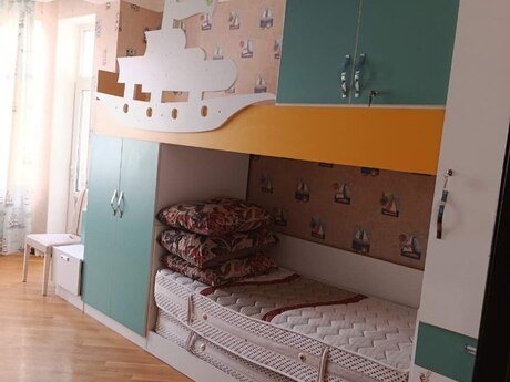 Сдаётся 3-комнатная квартира в новостройке, Həzi Aslanov, 130 м², 800 AZN/мес, фото 5 / 10