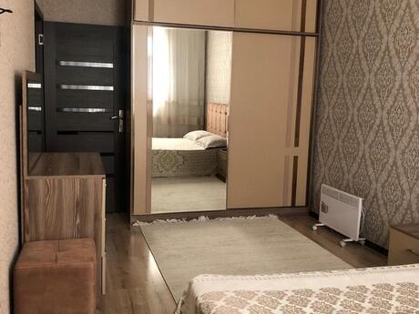 28 Mayda 2 otaqlı köhnə tikili mənzil kirayə verilir, 75 m², 1 200 AZN/ay, şəkil 5 / 11