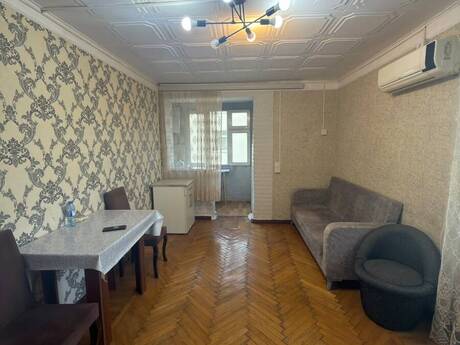 Şah İsmayıl Xətaidə 2 otaqlı köhnə tikili mənzil kirayə verilir, 50 m², 600 AZN/ay, şəkil 3 / 8