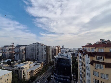 5 otaq · 400 m²