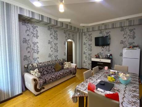 2-room old-build apartment for sale in Masazır, 41 m², 76 500 AZN, photo 2 / 10