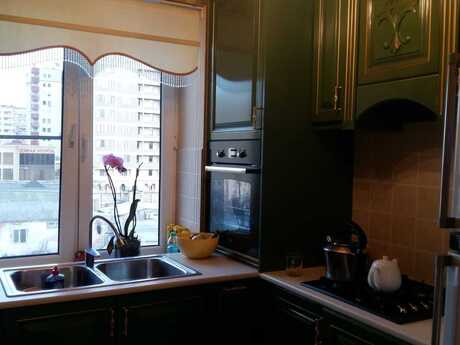 2 otaq · 56 m² · 5/5 mərtəbə, Elmlər Akademiyası