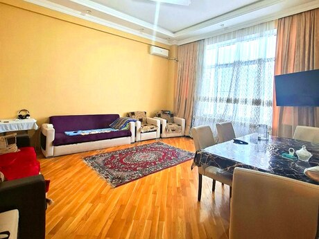 Elan №6552354 - Bakı, Qara Qarayev m., 2 otaqlı, 80 m², 3/17 mərtəbə