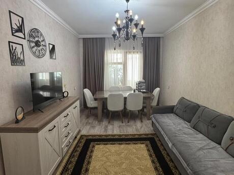 İnşaatçılarda 4 otaqlı köhnə tikili mənzil satılır, 110 m², 255 000 AZN, şəkil 3 / 12