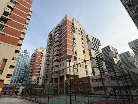 8 Noyabrda 3 otaqlı yeni tikili mənzil satılır, 172 m², 430 000 AZN, şəkil 2 / 12