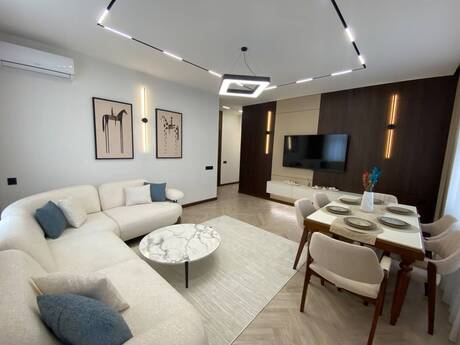 Elan №6552441 - Bakı, Şah İsmayıl Xətai m., 2 otaqlı, 95 m², 11/20 mərtəbə
