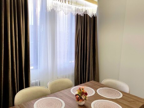 BCR Khatai kompleksində 2 otaqlı yeni tikili mənzil kirayə verilir, 80 m², 1 600 AZN/ay, şəkil 4 / 12