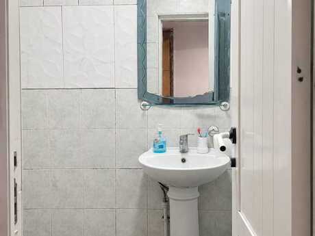 Elmlər Akademiyasında 1 otaqlı köhnə tikili mənzil kirayə verilir, 30 m², 500 AZN/ay, şəkil 5 / 6