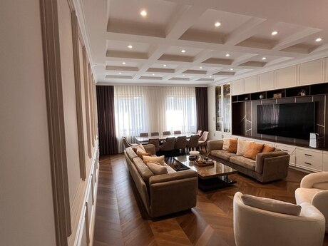 28 Mayda 6 otaqlı yeni tikili mənzil satılır, 285 m², 1 400 000 AZN, şəkil 4 / 12