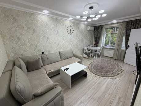 Elan №6552483 - Bakı, Yeni Günəşli q., 3 otaqlı, 60 m², 1/9 mərtəbə