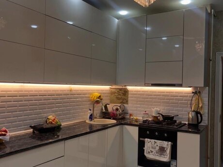 Yeni Bakı kompleksində 3 otaqlı yeni tikili mənzil satılır, 75 m², 138 000 AZN, şəkil 2 / 12