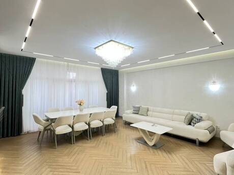 28 Mayda 4 otaqlı yeni tikili mənzil satılır, 186 m², 780 000 AZN, şəkil 5 / 12