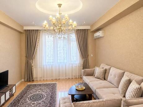 2 otaqlı mənzil, 70 m², Şah İsmayıl Xətai, 1 200 AZN
