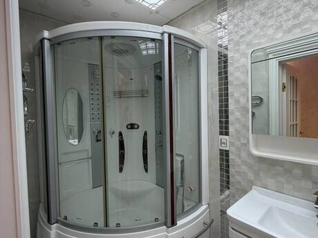 9-cu mikrorayonda 2 otaqlı yeni tikili mənzil kirayə verilir, 85 m², 1 000 AZN/ay, şəkil 4 / 9