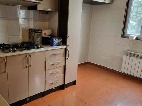 Əhmədlidə 2 otaqlı köhnə tikili mənzil kirayə verilir, 60 m², 550 AZN/ay, şəkil 5 / 8