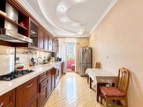 Elan №6551764 - Bakı, Nəriman Nərimanov m., 4 otaqlı, 165 m², 6/16 mərtəbə