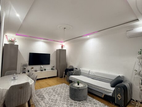 2 rooms · 80 m², Avtovağzal
