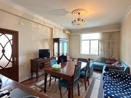 2 otaqlı mənzil, 65 m², İnşaatçılar, 165 000 AZN
