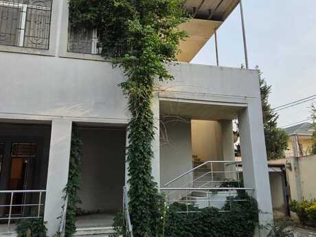 Sea Breezedə 8 otaqlı həyət evi satılır, 300 m², 550 000 AZN, şəkil 2 / 12