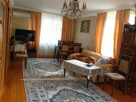 2 otaqlı ev, 58 m², Səbail, 200 AZN