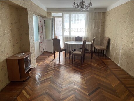 3 otaq · 92 m² · 13/18 mərtəbə, Elmlər Akademiyası
