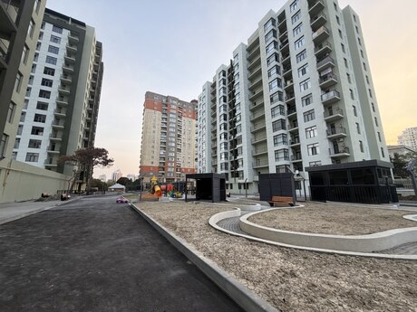 3-room new-build apartment for sale in Elmlər Akademiyası, 148 m², 428 000 AZN, photo 2 / 5