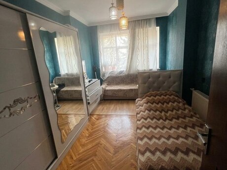 3-room old-build apartment for sale in Nəsimi, 100 m², 205 000 AZN, photo 2 / 8