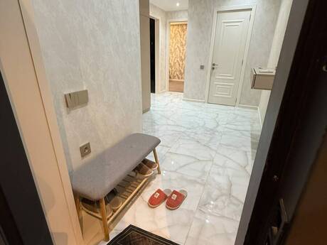 BCR Khatai kompleksində 1 otaqlı yeni tikili mənzil kirayə verilir, 70 m², 1 300 AZN/ay, şəkil 5 / 12