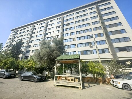 Şah İsmayıl Xətaidə 3 otaqlı köhnə tikili mənzil satılır, 90 m², 246 000 AZN, şəkil 3 / 12