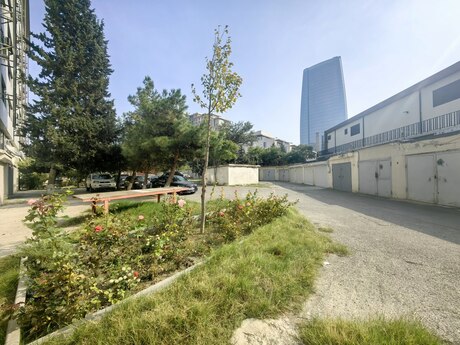 Şah İsmayıl Xətaidə 3 otaqlı köhnə tikili mənzil satılır, 90 m², 246 000 AZN, şəkil 5 / 12